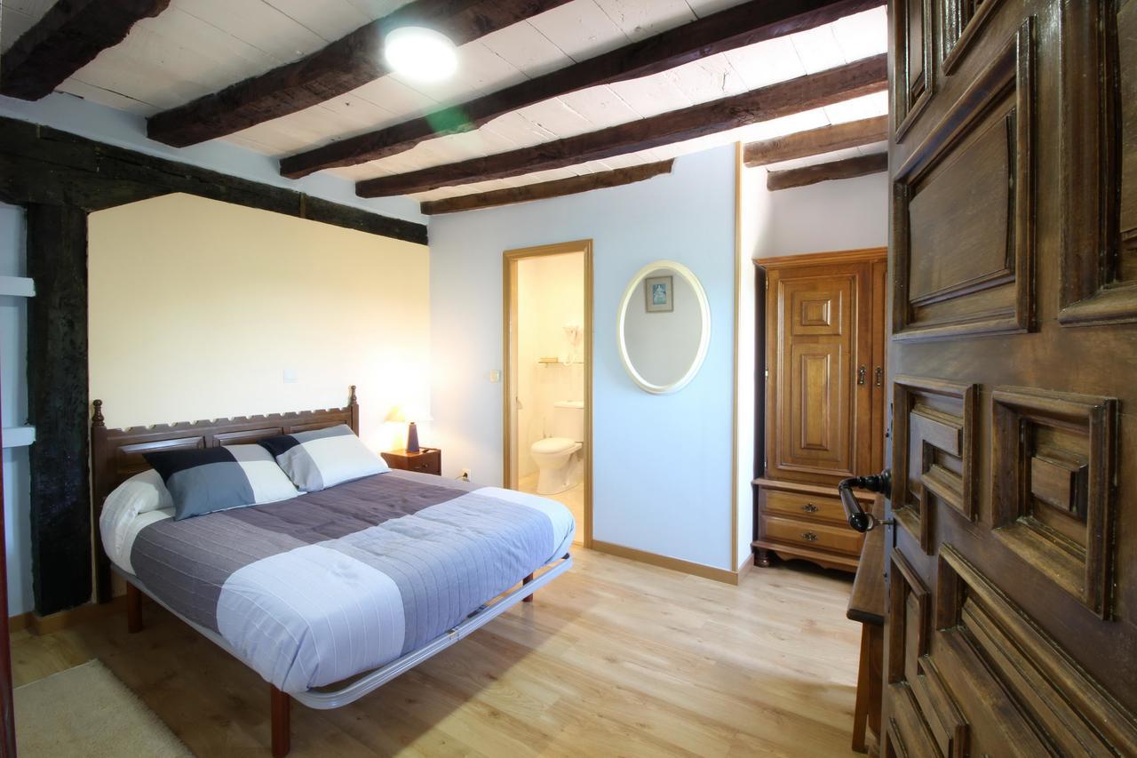 La Del Santuario Inn Nava de Santullan