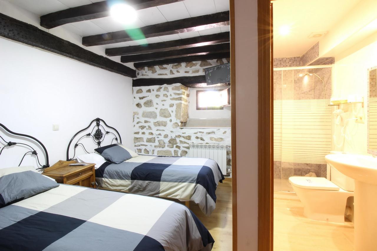 La Del Santuario Inn Nava de Santullan